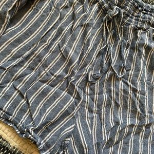 American Eagle Soft Flowy Shorts